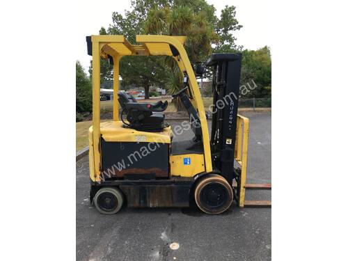 2.268T 4 Wheel Battery Electric Forklift