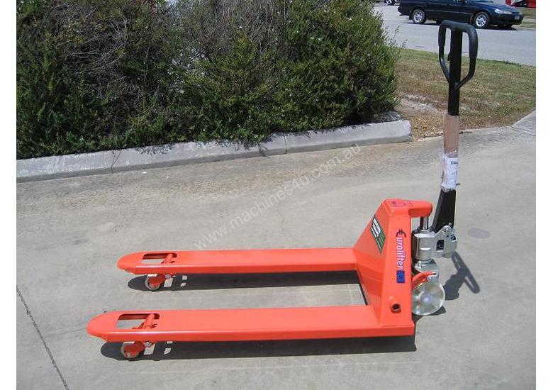 caption Hydraulic Hand Pallet Truck ' 2.5t capacity'