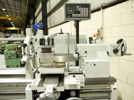 LATHE 560 SWING X 1600 MM BETWEEN CENTERS - picture2' - Click to enlarge