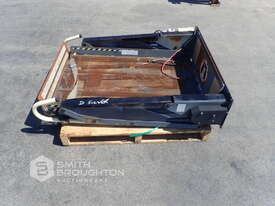 RICON S-SERIES HYDRAULIC PLATFORM LIFT - picture0' - Click to enlarge