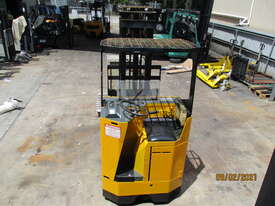 Emeise 1.6 ton Ride-On Reach Truck - picture1' - Click to enlarge