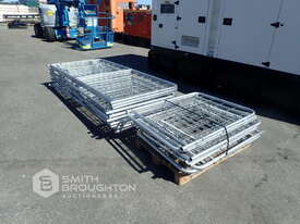 2 X PALLETS COMPRISING OF FARM GATES - picture0' - Click to enlarge