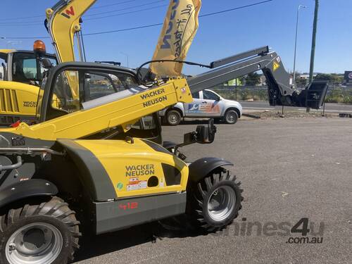 Telehandler - Compact and Strong - ESM Advantage Pack available - See Ad