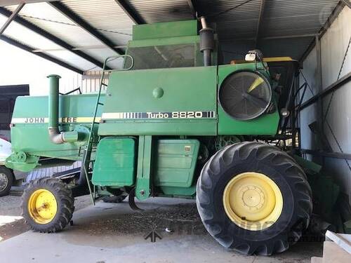 John Deere Turbo 8820