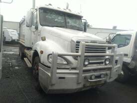 Freightliner CL120 - picture0' - Click to enlarge
