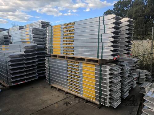 Digga 2T Aluminium Ramps for Mini Diggers (300mm/360mm Width, 3m Length)