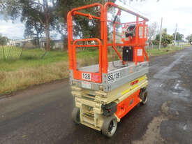 JLG 1930ES Scissor Lift Access & Height Safety - picture0' - Click to enlarge