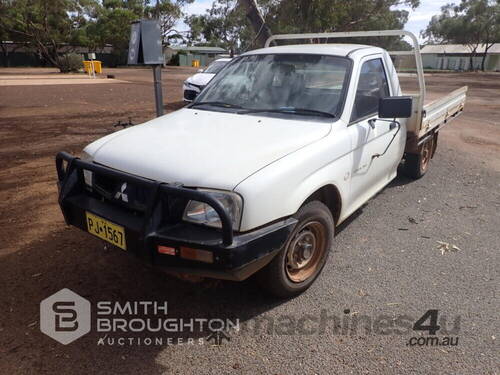 2005 MITSUBISHI TRITON TIPPING UTE