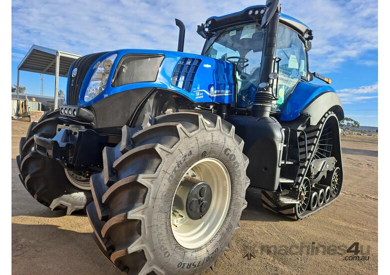 caption 2021 New Holland T8.410 SmartTrax CVT