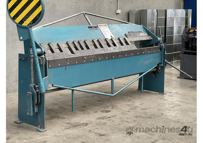 Used 2000 pacific Just In Aust Made 2500mm x 2mm Manual Panbrake Folder