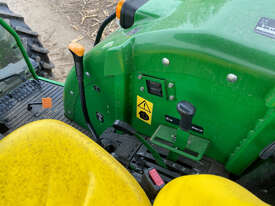 John Deere 5055E FWA/4WD Tractor - picture1' - Click to enlarge