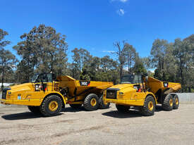 Caterpillar 745C Articulated Off Highway Truck - picture2' - Click to enlarge