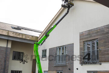 Nifty HR12 Hybrid 4x4 EWP - low weight and versatile