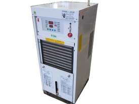 DERYUN PRECISE INDUSTRIES WATER CHILLER SYSTEM - picture0' - Click to enlarge