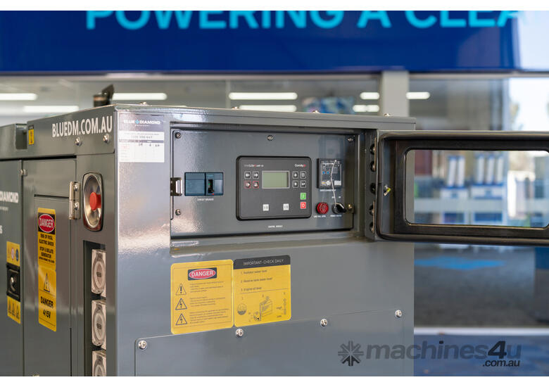 BLUE DIAMOND - PERKINS engine - 22KVA 415V Diesel Generator Long Range 