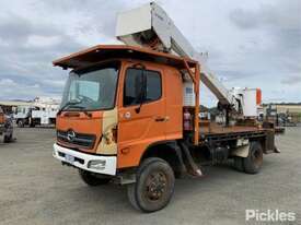 2004 Hino Ranger - picture0' - Click to enlarge