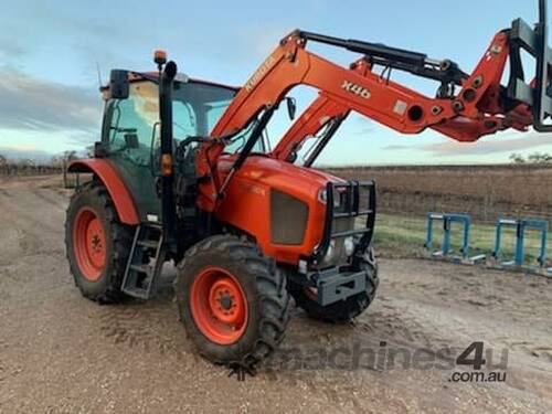 Kubota M100GX Tractor