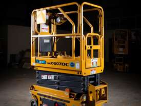 13ft Electric Scissorlift and Trailer - picture2' - Click to enlarge