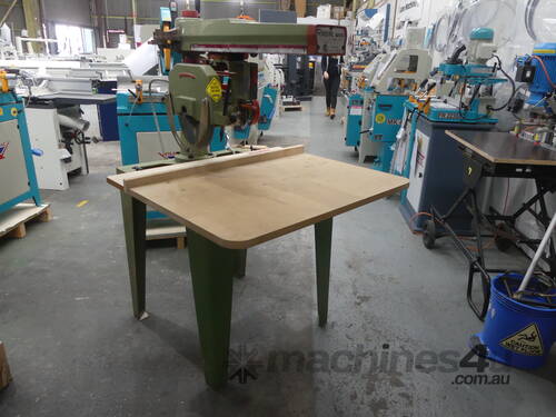 Heavy Duty Omga Radial Arm Saw