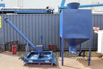 Auger Feeder Screw Conveyor with 1800L Tank