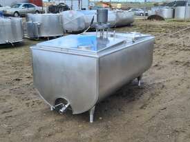 STAINLESS STEEL TANK, MILK VAT 1150lt - picture1' - Click to enlarge