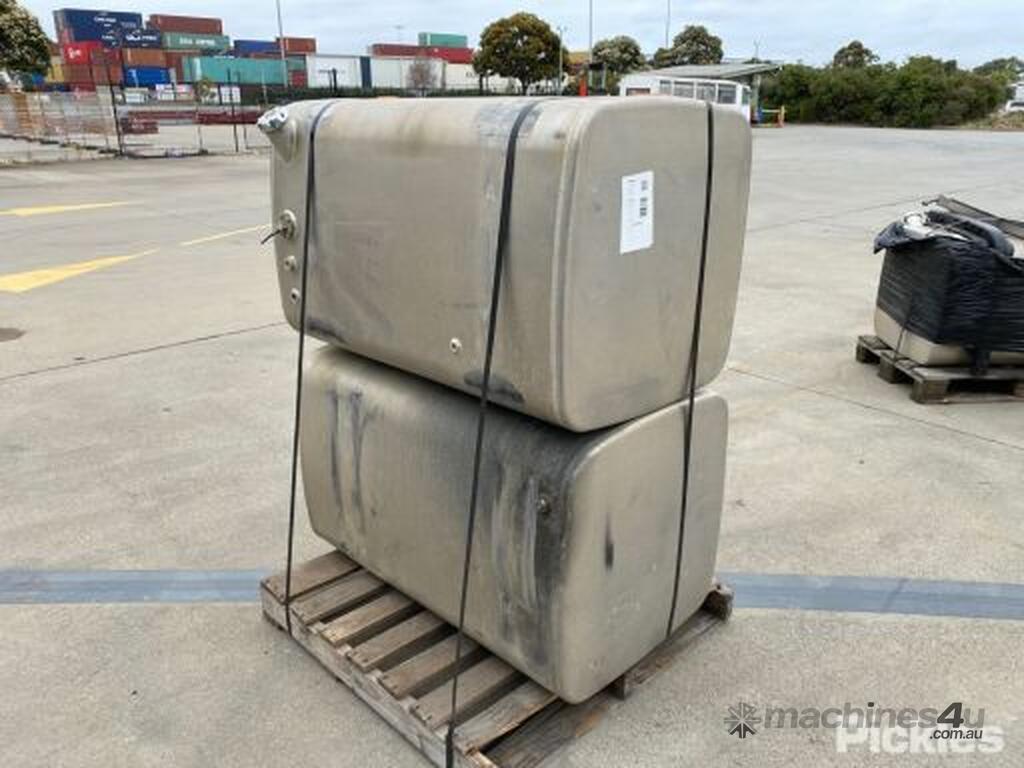 Used Hilton MFG Pty Ltd Truck Fuel Tank Lot Of 2 Unknown Capacity