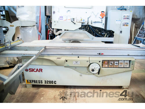 Panel Saw - SICAR EXPRESS 3200 and Otre twin dust collection system