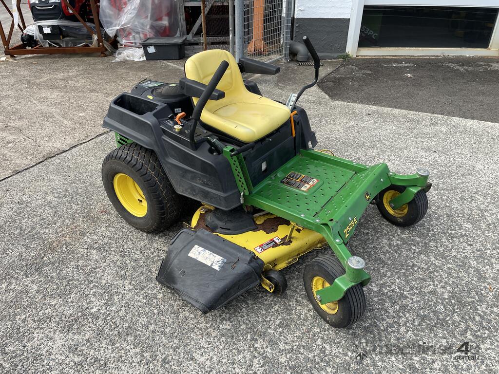 Used John Deere John Deere Z525e 48 zero turn mower Zero Turn Mowers in