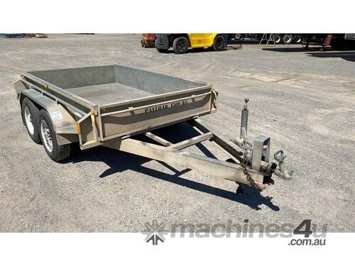 Major 8x5 Galvanised Plant Trailer