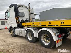 2014 Volvo FH540 - picture2' - Click to enlarge