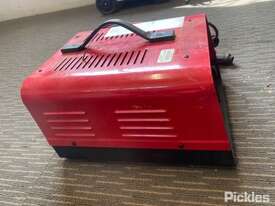 Projecta Workshop 12V Battery Charger With Engine Start, Used & Untested,Serial No: HDBC20 - picture1' - Click to enlarge