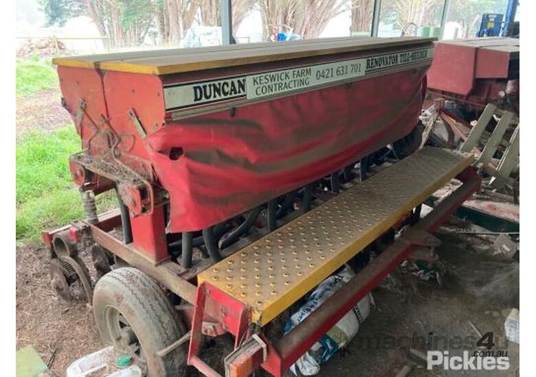 Used Duncan Renovator Till Seeder Seed Drill 19 Run Hydraulic Lift