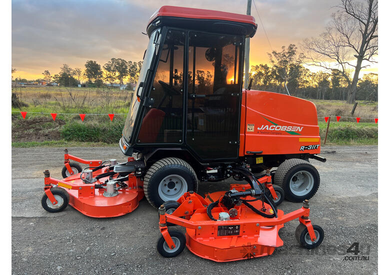 caption Jacobsen R-311 Wide Area mower Lawn Equipment
