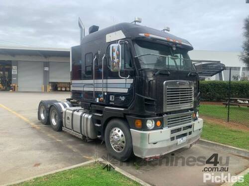 2009 Freightliner Argosy 110 Prime Mover Sleeper Cab