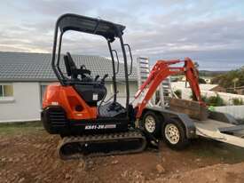 Excavator Kubota KX41-3V - picture0' - Click to enlarge