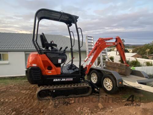 Excavator Kubota KX41-3V