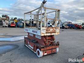 1997 Snorkel SL25 Scissor Lift - picture1' - Click to enlarge