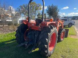 Tractor Kubota M5400 54HP 694 hours 4x4 FEL - picture2' - Click to enlarge