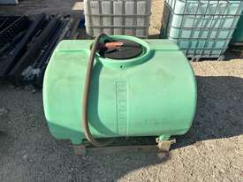 1000 L Spray Tank - picture0' - Click to enlarge