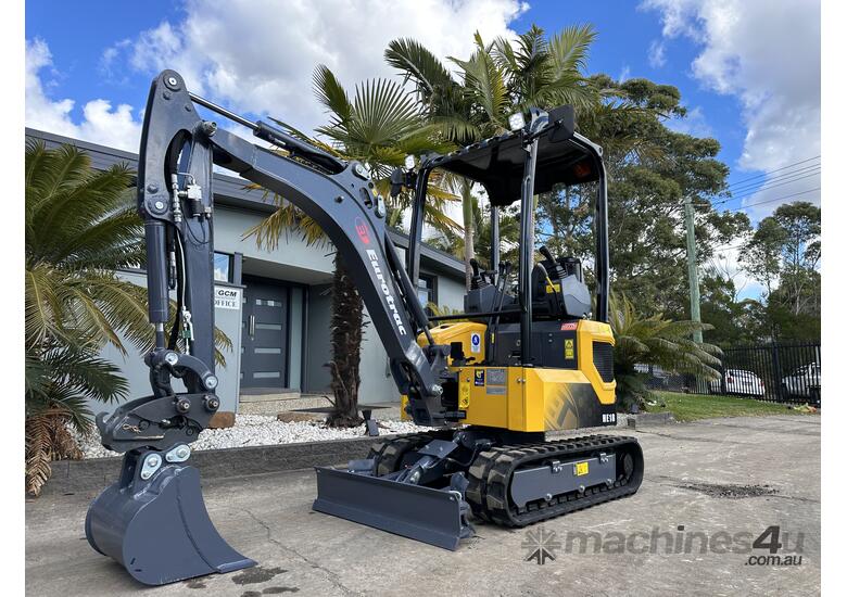 Eurotrac 1.8T Mini Excavator Kubota Engine 