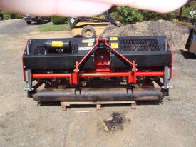 Verti-Drain 2220 Like New - picture0' - Click to enlarge