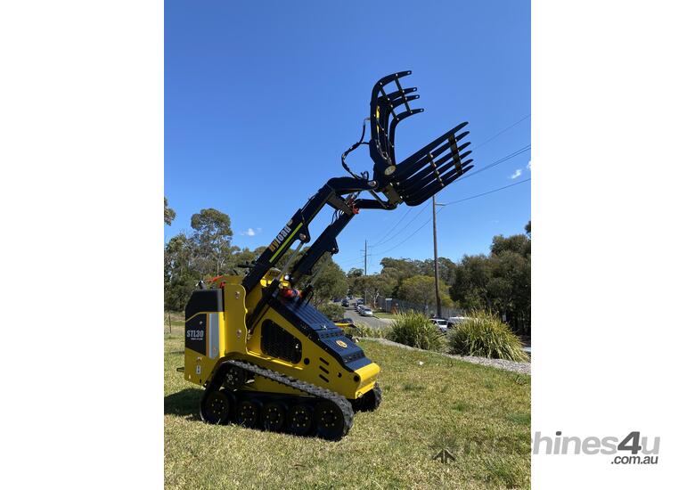 Mini Loader STL30 (With Log Grab & 4 in 1)