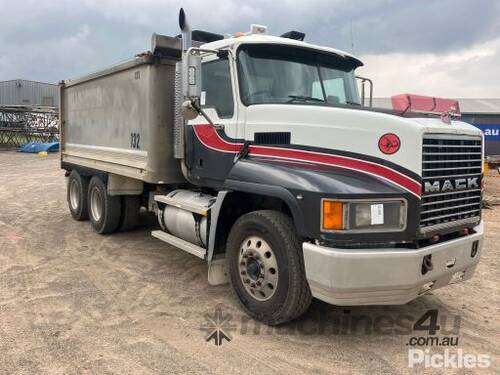 2007 Mack CH Tipper