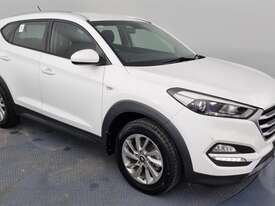 Hyundai Tucson TL2 2.0P - picture0' - Click to enlarge