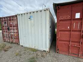 20 Foot Shipping Container inc Contents - picture2' - Click to enlarge