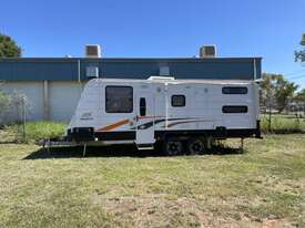 2015 Jayco Starcraft Outback - picture2' - Click to enlarge
