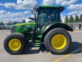 2017 John Deere 5090R 4x4 Tractor - picture2' - Click to enlarge