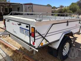 Aussie Single Axle - picture2' - Click to enlarge