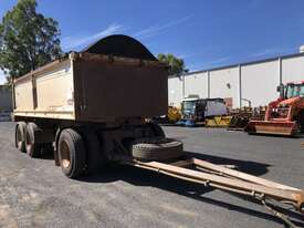 2014 Almighty Industries Tri Axle Dog Trailer - picture0' - Click to enlarge