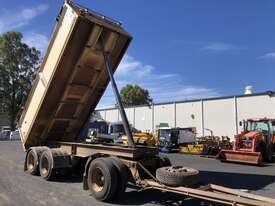 2014 Almighty Industries Tri Axle Dog Trailer - picture0' - Click to enlarge